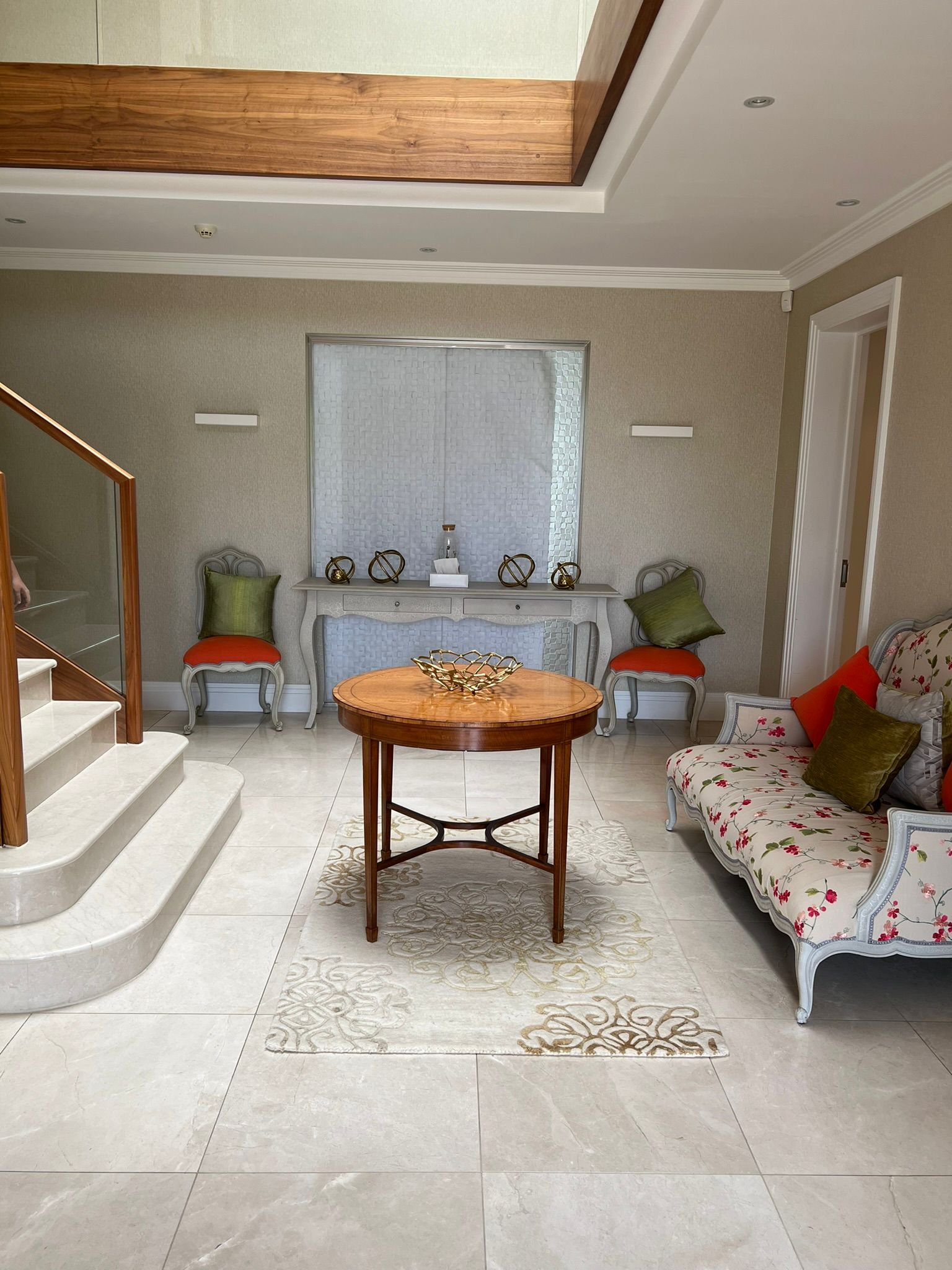 Luxury living room wallpaper feature London